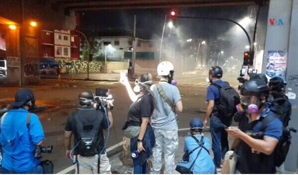 Las marchas y cierres de calles, que han ido en aumento en Panamá en repudio a la firma de un contrato minero, han provocado desabastecimiento de alimentos, gas propano, combustible y medicamentos.