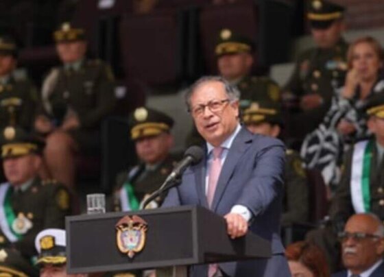 El presidente de Colombia, Gustavo Petro, afirmó que la decisión de iniciar la negociación de paz con las disidencias de las Fuerzas Armadas Revolucionarias de Colombia FARC fue “prematura”.