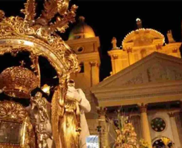 Este 18 de noviembre se conmemoran los 314 años de la aparición, de la imagen en una tabla pequeña de la Virgen de Nuestra Señora del Rosario de Chiquinquirá, patrona del estado Zulia y de la Guardia Nacional.