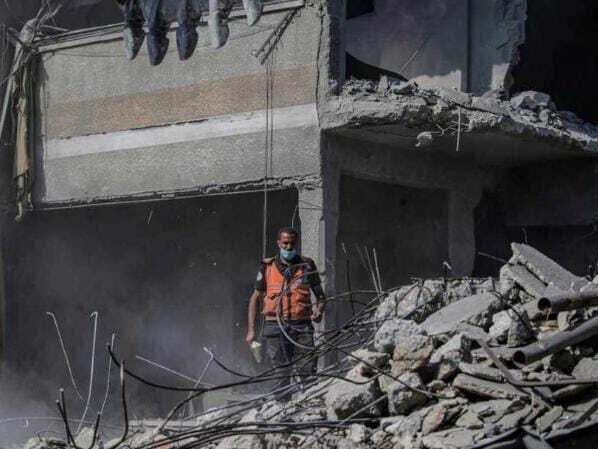 El ejército israelí acusó al grupo islamista Hamas de usar dos hospitales de Gaza como tapadera "para su infraestructura terrorista subterránea" de túneles