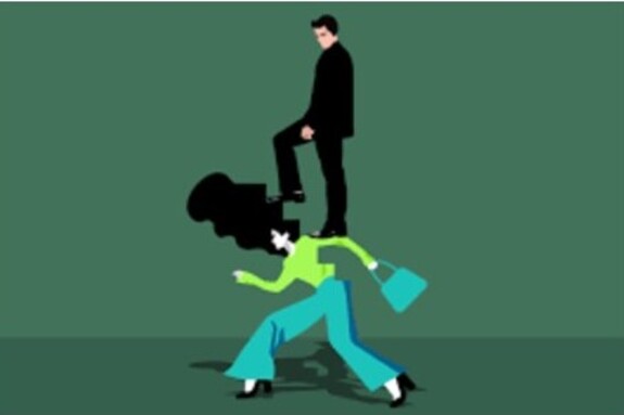 En la era de la comunicación e información humana y tecnológica: el mundo se divide, entre humanos decentes e inhumanos indecentes”