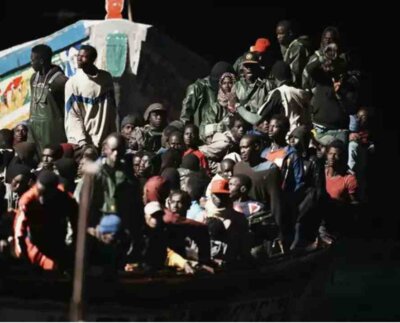 Canarias ha registrado en una semana la llegada de más de 1.500 personas migrantes en situación irregular y ya ha alcanzado la cifra de más de 32.200 entradas en 2023.