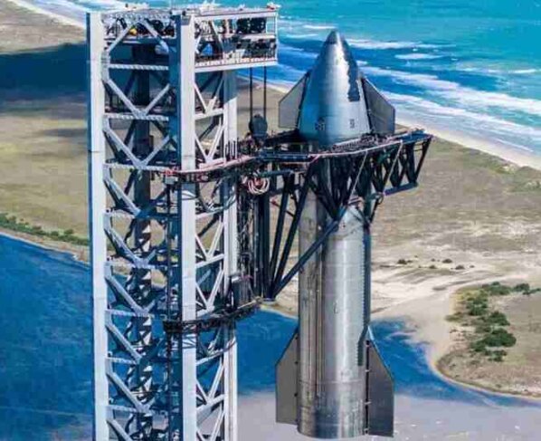 Los reguladores federales otorgaron permiso a SpaceX para lanzar este viernes el segundo y esperado vuelo de prueba de su sistema Starship, el cohete más poderoso jamás construido