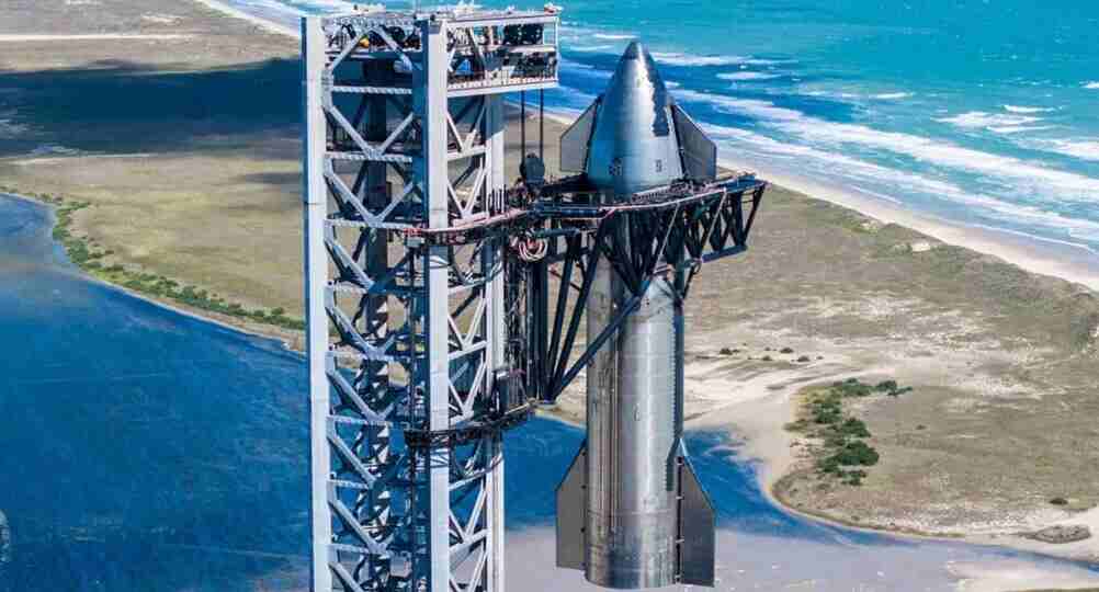 Los reguladores federales otorgaron permiso a SpaceX para lanzar este viernes el segundo y esperado vuelo de prueba de su sistema Starship, el cohete más poderoso jamás construido