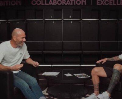 Zidane y Messi contaron anécdotas sobre sus carreras. El francés destacó su admiración por el uruguayo Enzo Francescoli y contó la razón por la que acabó llevando el 5 del Real Madrid.