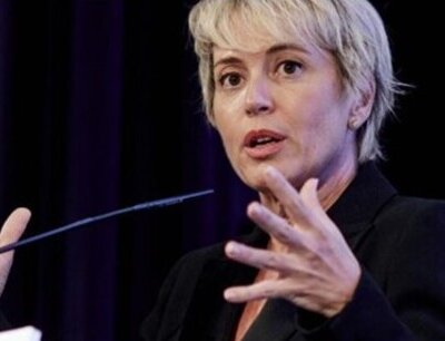 Europa fijó las primeras reglas para limitar los riesgos de la Inteligencia Artificial que previsiblemente podrá entrar en vigor a partir de 2026.