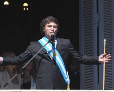 La izquierda y sindicatos argentinos prepara confrontación con Javier Milei, quien advirtió que repercutirán en las clases desfavorecidas.