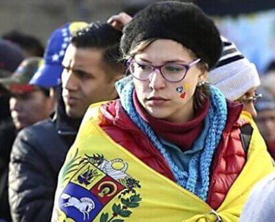 Ofende oírlos hablar, de lo que no saben, en materia de Derecho Internacional Público, con la misma soberbia e irresponsabilidad con la que han arrasado las finanzas públicas, la industria petrolera y nuestros bienes y recursos naturales