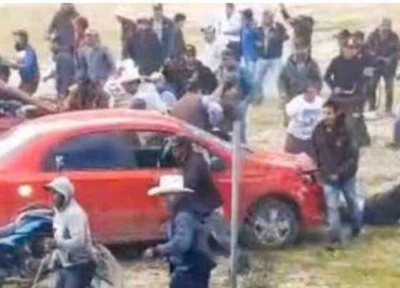 Un enfrentamiento entre agricultores y grupos armados dejó once personas fallecidas, informó la Secretaría de Seguridad del Estado de México.