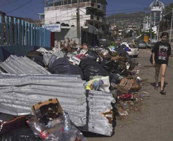 Mafias de Acapulco impiden su recuperación. El gobierno mexicano envió 25 mil soldados a Acapulco, pero eso no ha detenido la violencia esta semana.