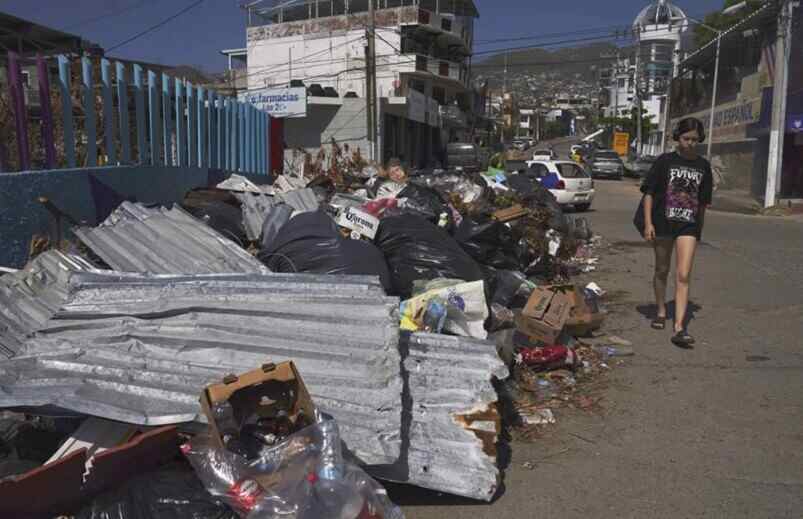 Mafias de Acapulco impiden su recuperación. El gobierno mexicano envió 25 mil soldados a Acapulco, pero eso no ha detenido la violencia esta semana.