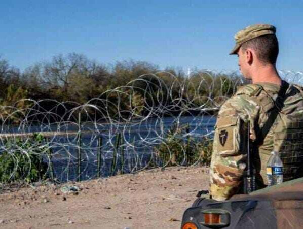 Corte Suprema EEUU autorizó retirar alambre de púas en Texas. El Tribunal Supremo falló a favor del Gobierno para retirar el alambre de púas.