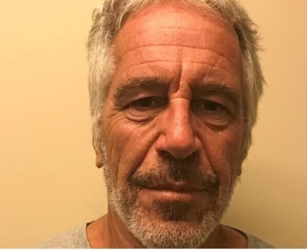 Revelan lista de ricos y poderosos como clientes de Jeffrey Epstein. Incluyen menciones a Bill Clinton y el príncipe Andrés de Inglaterra.