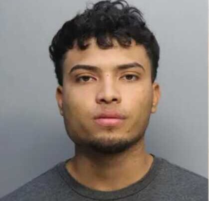 FBI presume presencia del Tren de Aragua en Miami. Tras una investigación por homicidio en noviembre, las autoridades presumen que el Tren de Aragua, está operando al sur de Florida, específicamente en Doral.