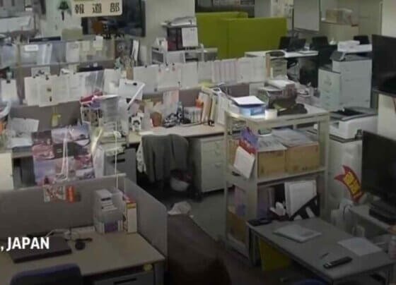 48 muertos dejó terremoto en costa occidental de Japón que afectó miles de edificios, vehículos y embarcaciones.