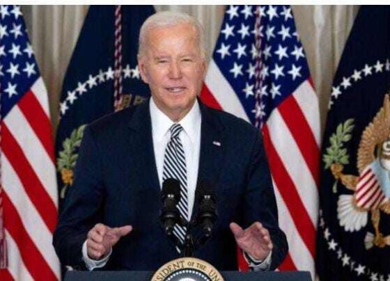 Biden pide aprobar reforma que permita cerrar frontera con México. El proyecto de ley para controlar la migración permitiría cerrar.