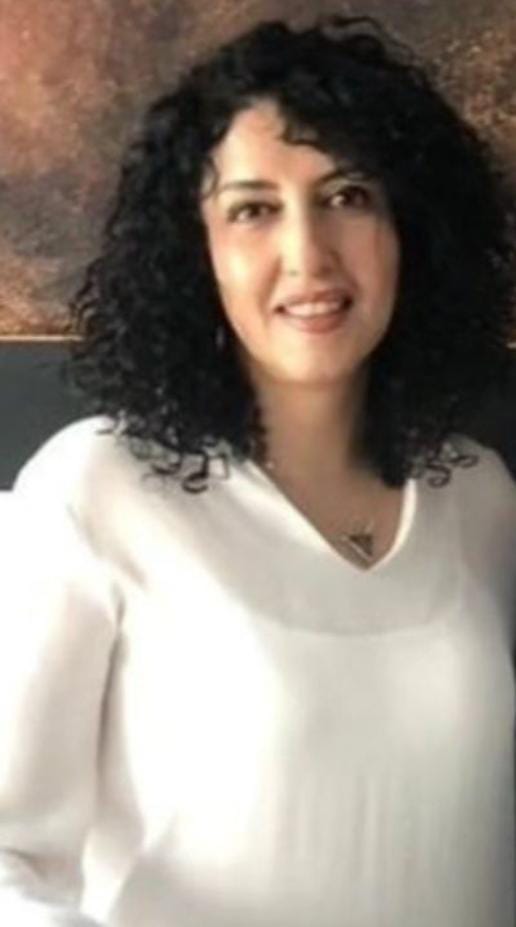 Premio Nobel de la Paz condenada a 15 meses de prisión. Narges Mohammadi, de 51 años permanece encarcelada desde 2021 y recibió su condena.