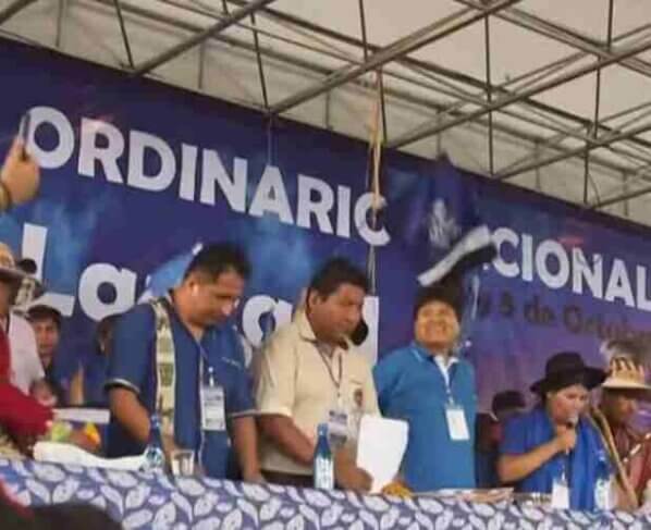 Bolivia anula reelección indefinida y deja fuera a Evo Morales. Dicha corte estableció que "la reelección indefinida no existe y que no es un derecho humano"