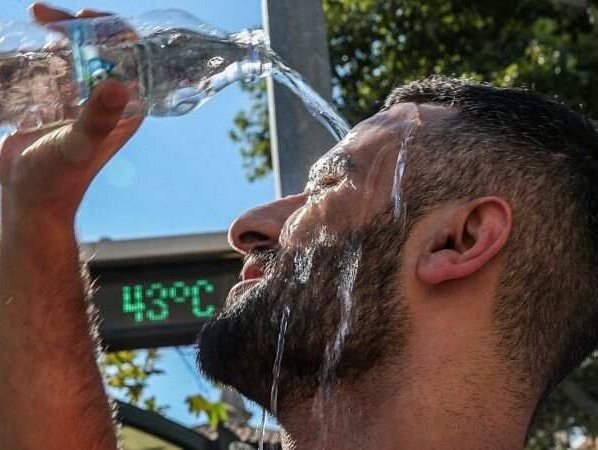 La crisis mundial del agua empeora. Según un informe, aproximadamente el 60% del PIB mundial está amenazado por la crisis mundial del agua.