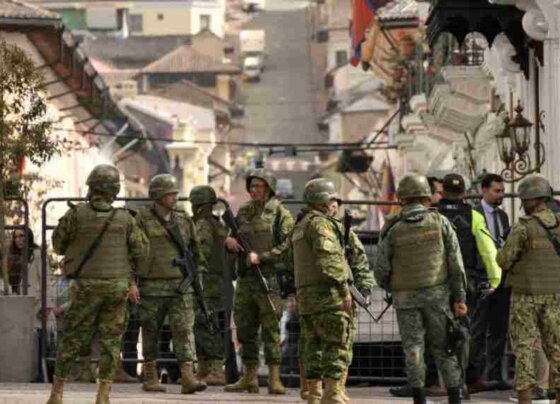 178 custodios permanecen secuestrados en cárceles de Ecuador. Más de 22 mil 400 militares están desplegados, hay patrullajes por tierra, aire