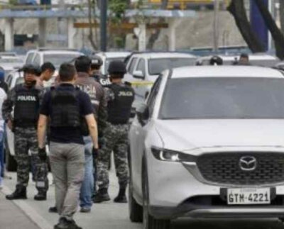 Detenidos dos sospechosos en crimen del fiscal ecuatoriano. El comandante de la policía, general César Zapata, dijo que se les incautó armas.