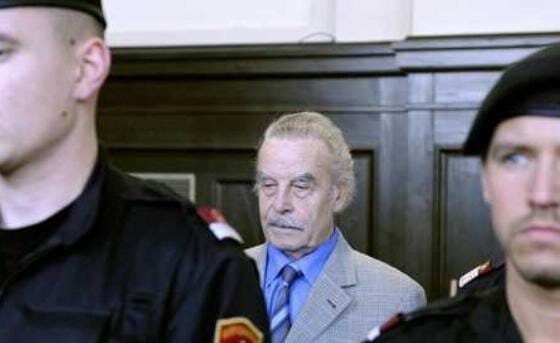Sacan al monstruo de Amstetten de centro psiquiátrico para cumplir condena en prisión. Un tribunal de Austria decidió enviar a Josef Fritzl.