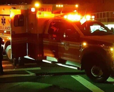 4 latinos mueren en choque en Nueva York, cuando el auto donde viajaban chocó y se volcó en Queens durante la madrugada de Año Nuevo