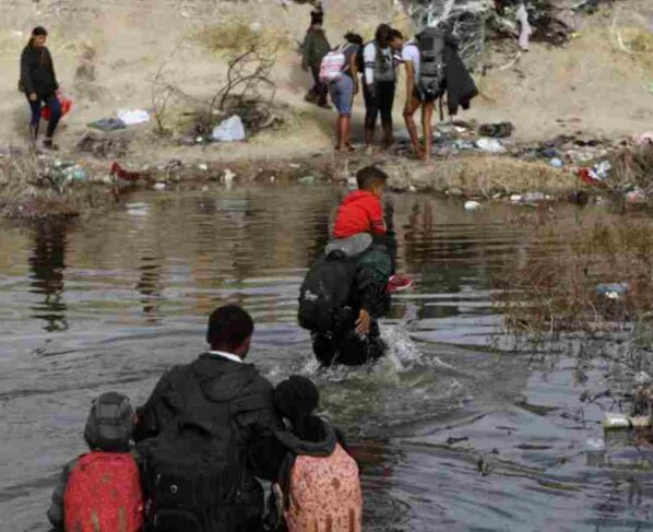 México rechaza agresiones contra migrantes. El Gobierno de México respondió a comentarios Greg Abbott y sus medidas migratorias.