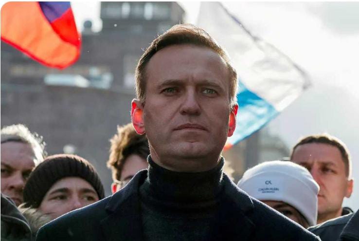 Muerte de Alexéi Navalny genera críticas hacia Putin. Se desconoce por el momento la causa de su fallecimiento en la prisión siberiana
