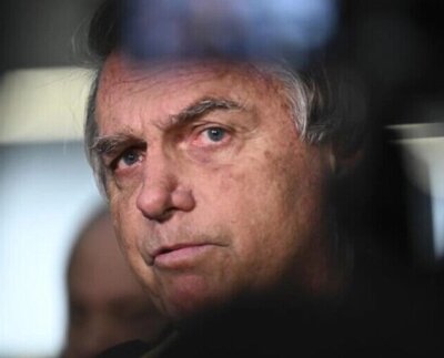 Lanzan operativo contra Bolsonaro y su círculo cercano. La Policía brasileña ordenó la confiscación del pasaporte del expresidente Jair Bolsonaro, en el marco de la investigación por el asalto ocurrido en enero de 2023.
