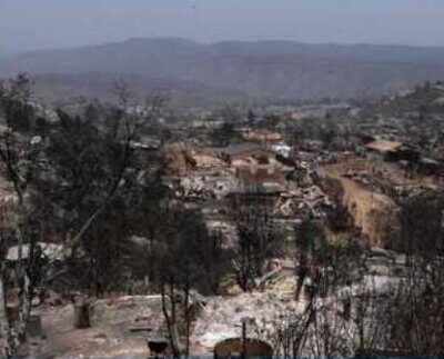 122 muertos por 165 incendios en 10 regiones de Chile, entre ellas la costera Valparaíso, donde el fuego llegó a los suburbios de la ciudad de Viña del Mar causando hasta el momento 122 muertos