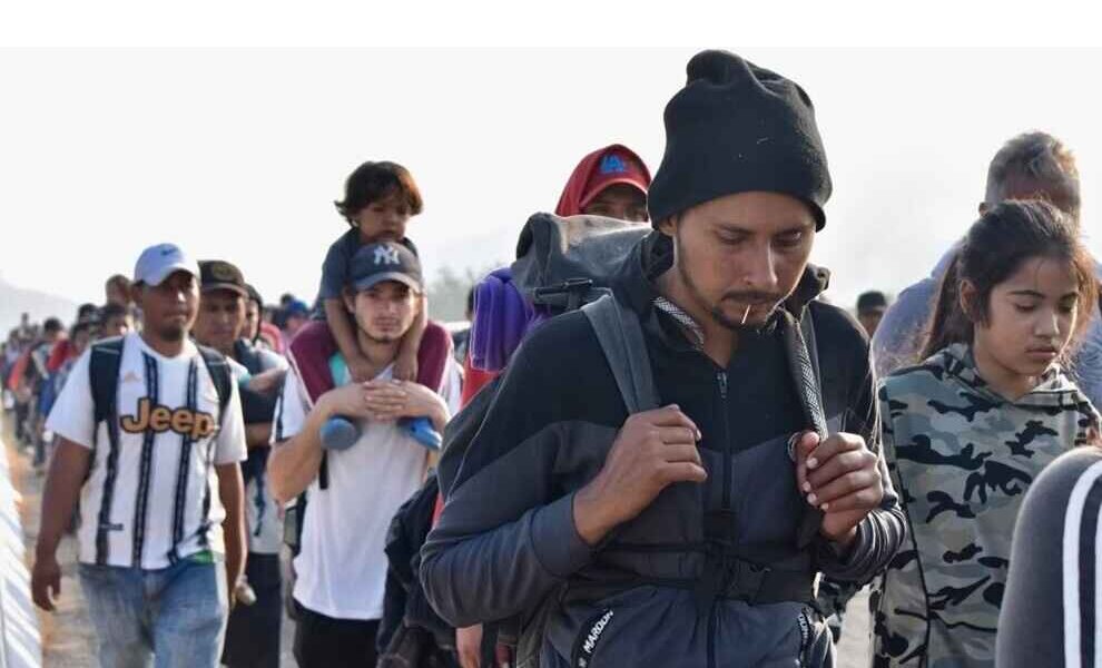 EEUU amplía restricciones de visas a transportistas que faciliten la emigración irregular. La medida afecta a dueños y funcionarios de compañías de vuelos chárter, transporte terrestre y marítimo que ofrezcan servicios para personas que buscan emigrar irregularmente a EEUU.