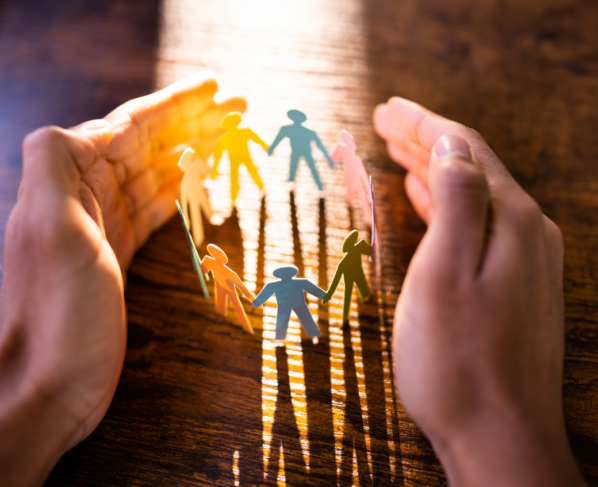 Los humanos somos una gran manada con tendencia a seguir al líder y al igual que los animales, la disputa del liderazgo puede venir.