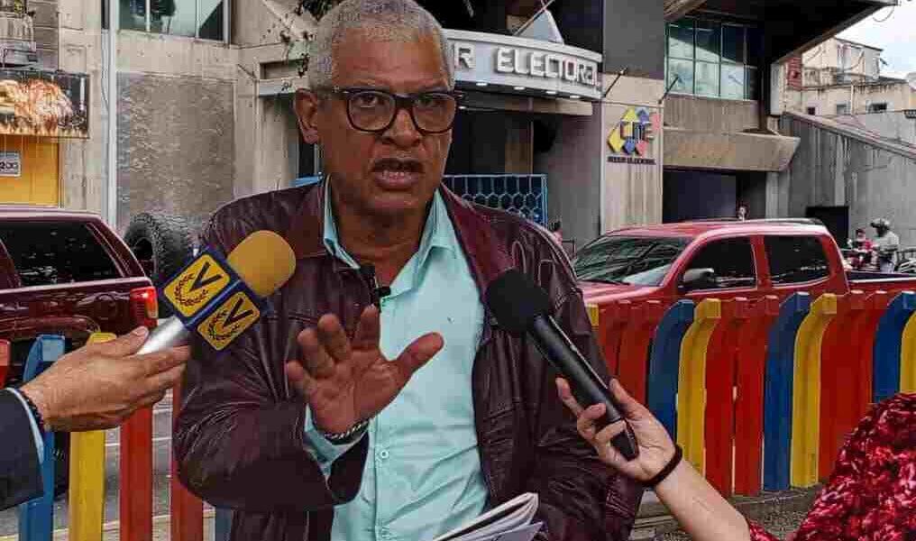 Piden abrir registro electoral en Venezuela y exterior sin restricciones. El gobierno cerró los centros denunció el abogado José Morón