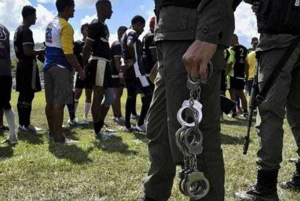 Liberan en Perú a niños venezolanos secuestrados por banda criminal. La policía peruana anunció la liberación de seis niños venezolanos secuestrados por un brazo local de la banda transnacional venezolana Tren de Aragua