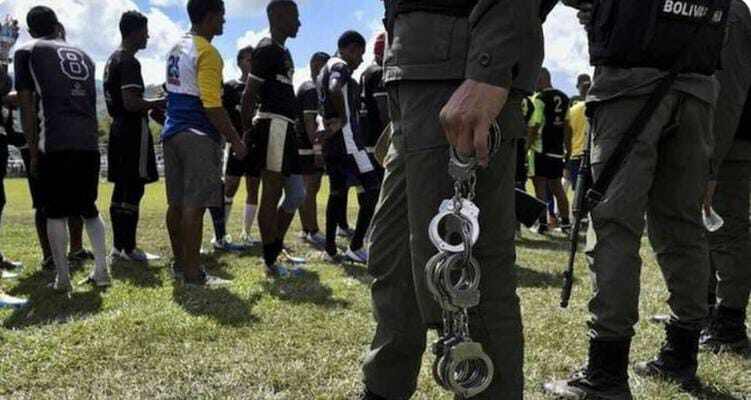 Liberan en Perú a niños venezolanos secuestrados por banda criminal. La policía peruana anunció la liberación de seis niños venezolanos secuestrados por un brazo local de la banda transnacional venezolana Tren de Aragua