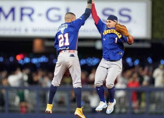 Venezuela sigue invicta al vencer a Curazao en la Serie del Caribe. Dos victorias consecutivas llevan los Tiburones al derrotar 4-2 a Curazao.