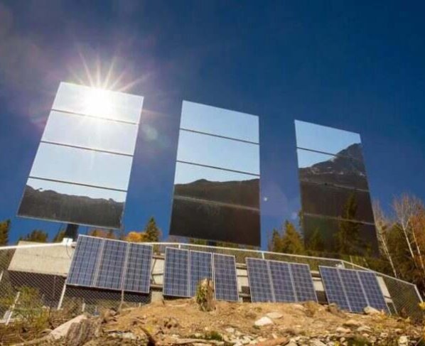 Espejo español que emula al sol y además, ilumina un pueblo italiano durante 3 meses al año en una población.