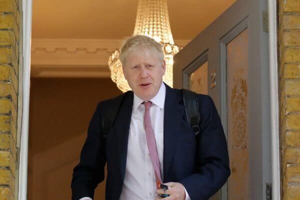 Ex líder británico Boris Johnson se reunió en secreto con Maduro en Venezuela. Según el portavoz de Johnson, el motivo fue insistir.