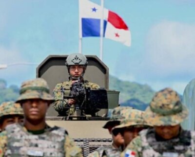 Operativo policial interrumpe migración a través del Darién. El cese comenzó cuando fuerzas policiales colombianas capturaron a dos capitanes de botes en la ciudad septentrional de Necoclí.