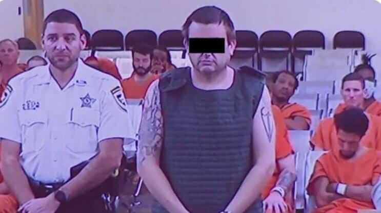 Hombre ejecutó a su familia para tener una relación sentimental con su hija. El sujeto, identificado como Michel Banks, fue detenido.