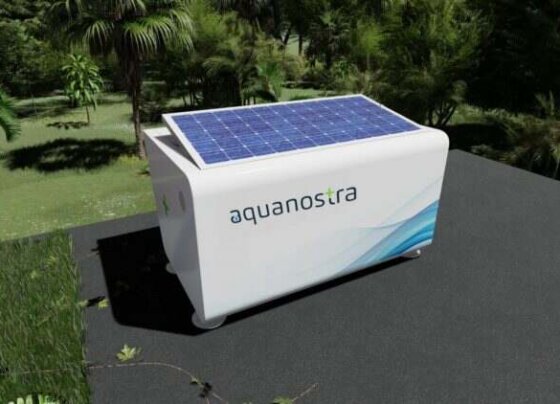 Aquanostra es una cosechadora de agua potable autosuficiente. Genera agua autoabastecida con energía solar 100% ecológica y renovable.