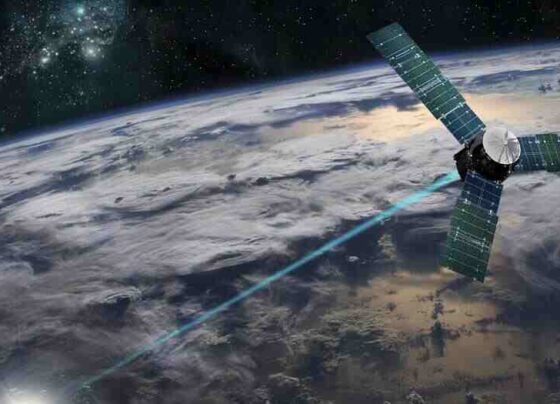 La Tierra recibió energía del espacio. Es la primera vez que se transmite energía solar desde la órbita de un satélite
