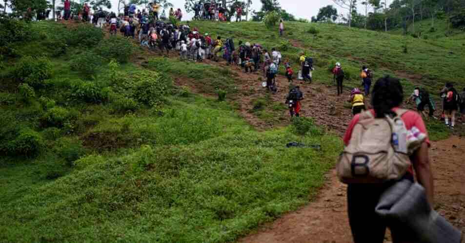 Prohíben a Médicos Sin Fronteras atender migrantes del Darién. La ONG Médicos Sin Fronteras (MSF) anunció que el Gobierno de Panamá le obligó a suspender sus actividades humanitarias en la selva del Darién.