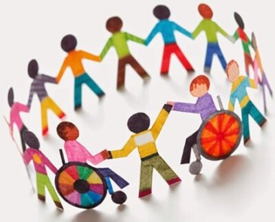 Es todo un sistema el que se derrumba y que está dando paso a otro de estreno, en el que las organizaciones, estados y comunidades, valores morales y religiones, estructuras políticas y económicas