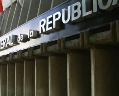 La Contraloría General de la República publicó en su página web, la lista de nuevas inhabilitaciones, lo que impedirá a estos ciudadanos ejercer cualquier cargo público hasta por 15 años como evidencia de no respetar el Acuerdo de Barbados.