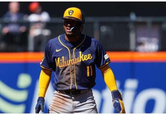 Debut histórico de Jackson Chourio con los Cerveceros de Milwaukee. Hace menos de tres semanas, el venezolano Jackson Chourio.