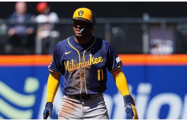 Debut histórico de Jackson Chourio con los Cerveceros de Milwaukee. Hace menos de tres semanas, el venezolano Jackson Chourio.