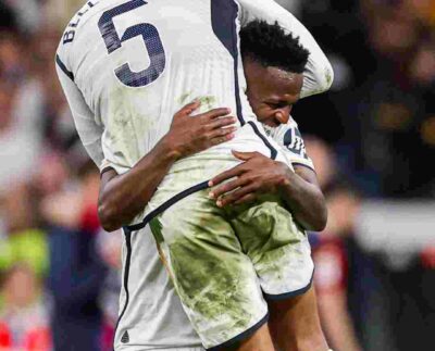 El Real Madrid se impone por 3-2 al Barcelona en el clásico y deja casi sentenciada la Liga con 11 puntos de ventaja en la jornada 32. Faltan 18 puntos por jugarse y una remontada azulgrana es casi imposible.