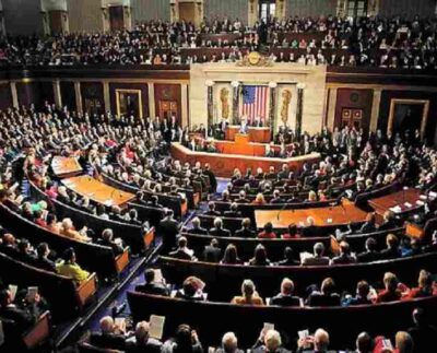 Senado de EEUU aprueba prorrogar ley de espionaje telefónico. La Sección 702 de la Ley de Vigilancia de la Inteligencia Extranjera autoriza espiar conversaciones telefónicas y correspondencia electrónica de residentes de otros países sospechosos de terrorismo.